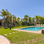 Villa d'exception au style arabo-andalou nichée dans son parc botanique