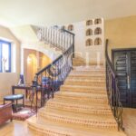 Villa d'exception au style arabo-andalou nichée dans son parc botanique