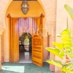 Villa d'exception au style arabo-andalou nichée dans son parc botanique