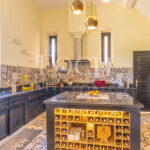 Villa d'exception au style arabo-andalou nichée dans son parc botanique